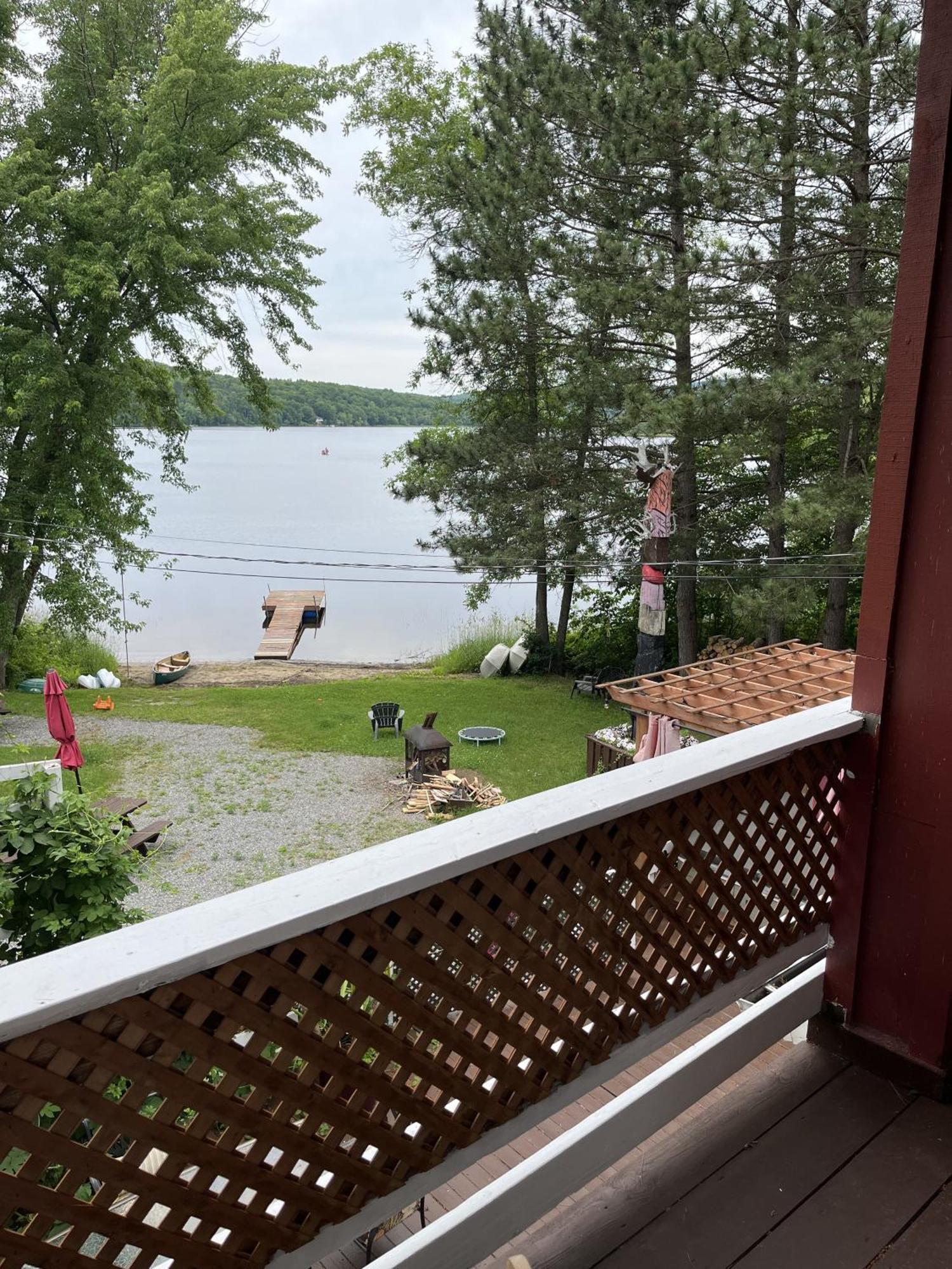 Auberge De Ferme-Neuve Lac-Saint-Paul Exteriör bild
